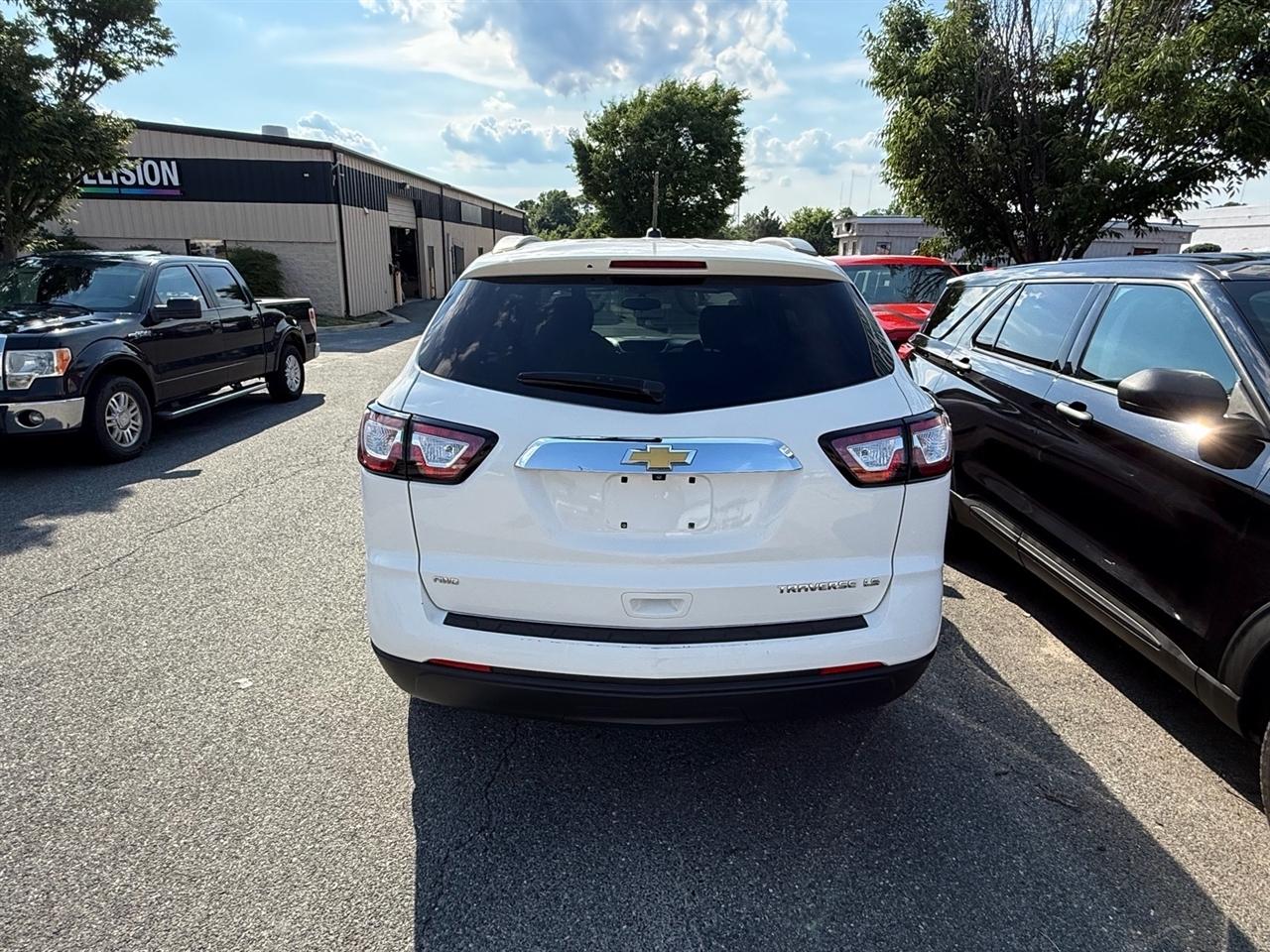 Chevrolet Traverse AWD 4dr LS 2015