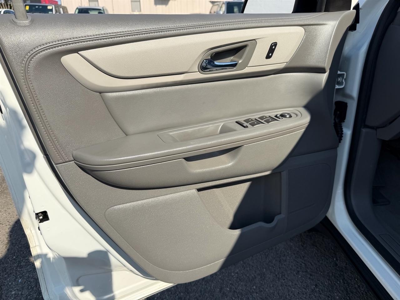 Chevrolet Traverse AWD 4dr LS 2015