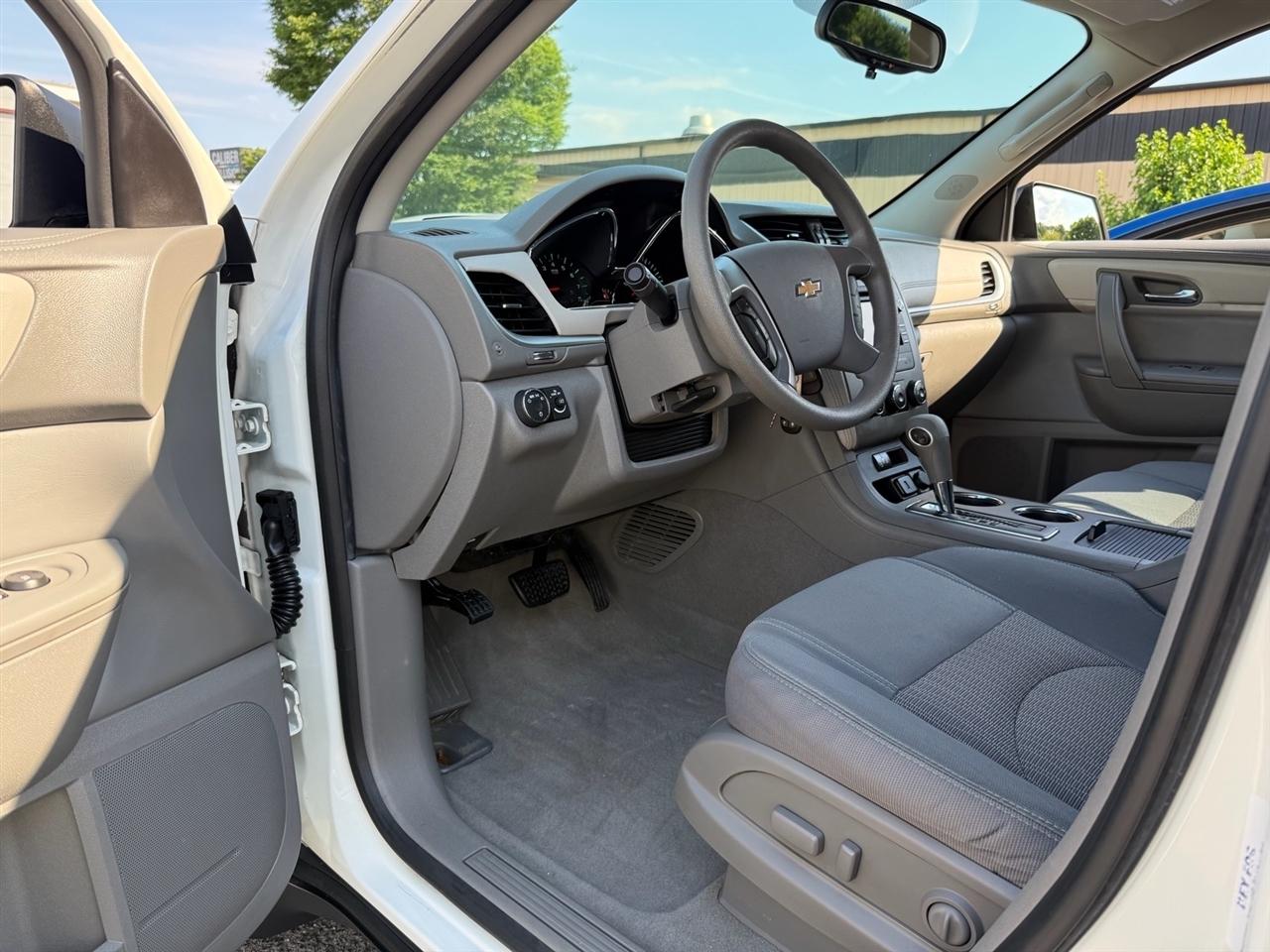 Chevrolet Traverse AWD 4dr LS 2015