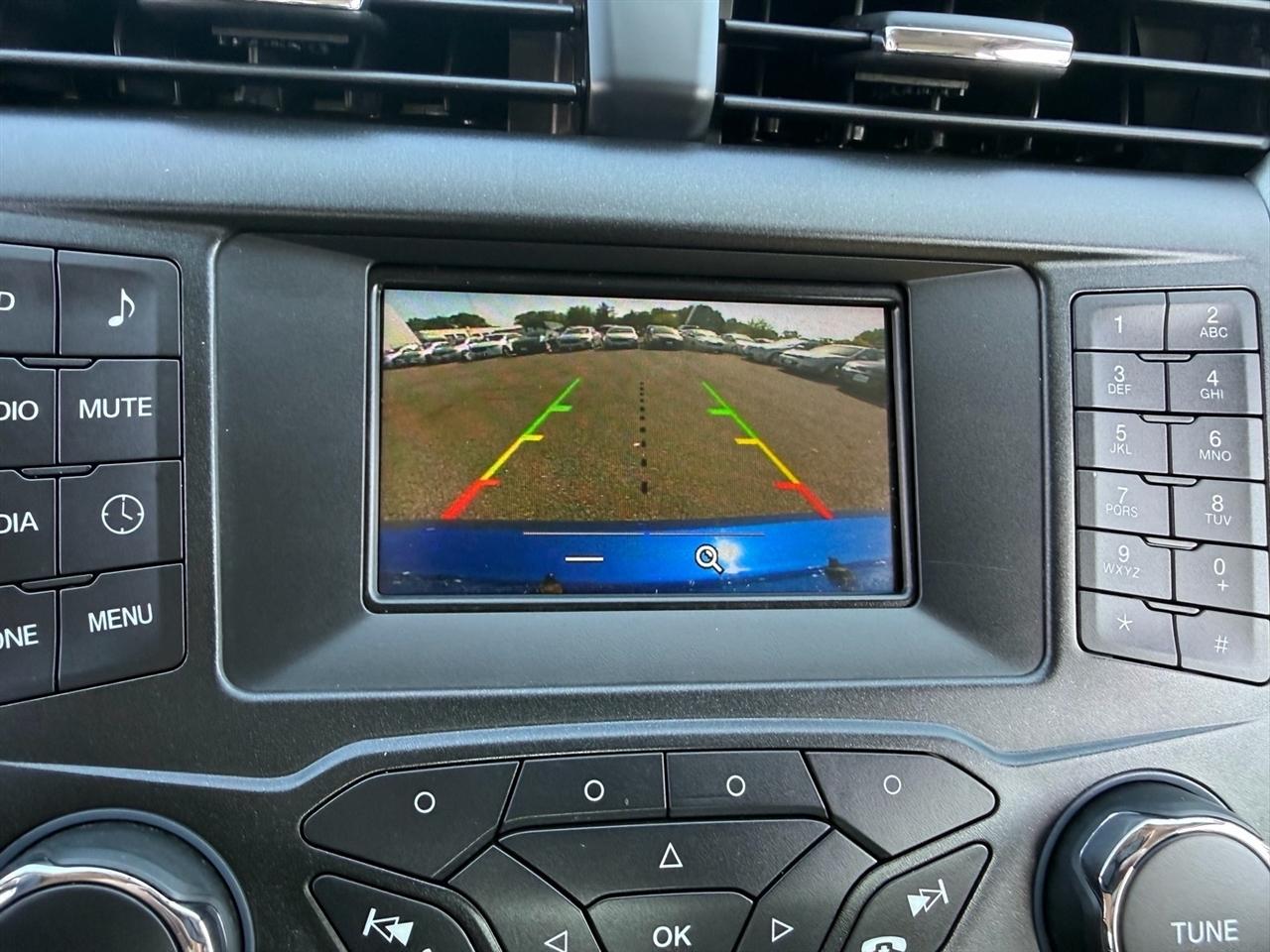 Ford Fusion S FWD 2017