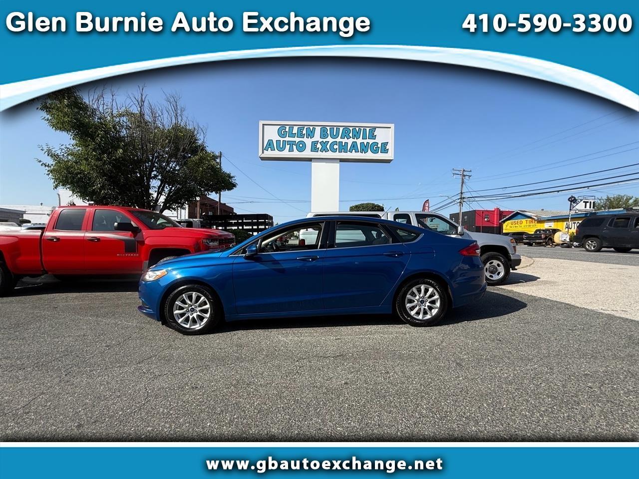 Ford Fusion S FWD 2017