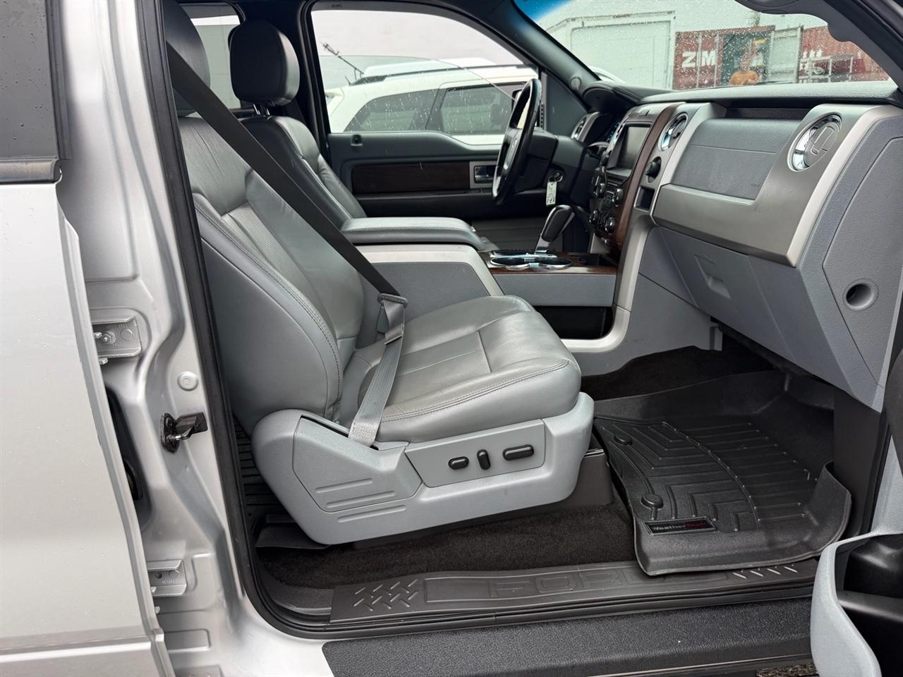 Ford F-150 4WD SuperCrew 145" Lariat 2014