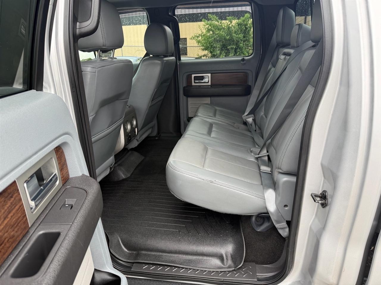 Ford F-150 4WD SuperCrew 145" Lariat 2014