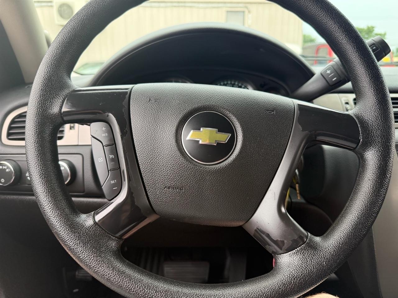 Chevrolet Tahoe 4WD 4dr 1500 Commercial 2012