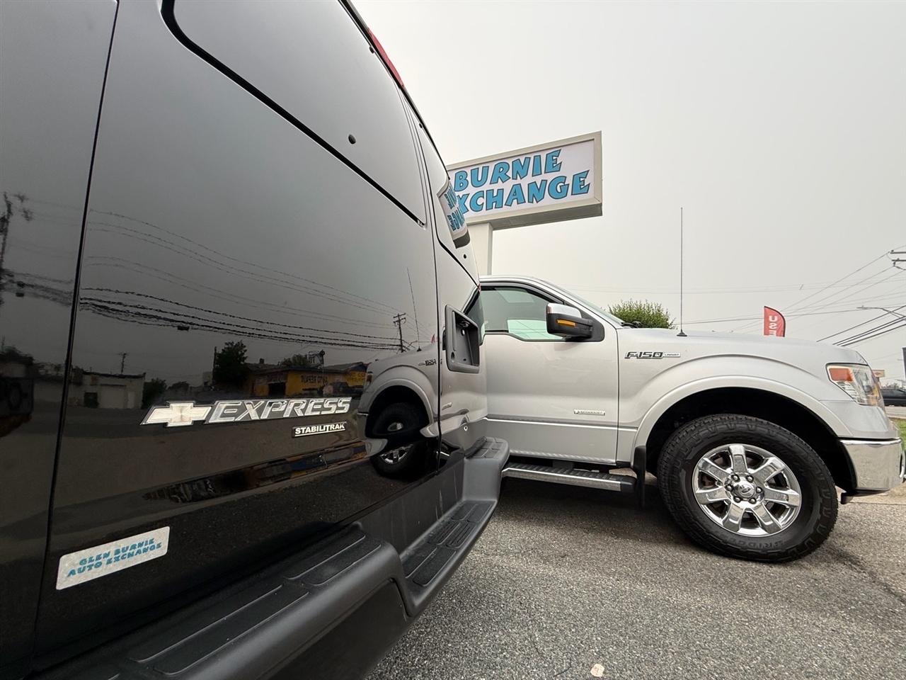 Chevrolet Express Passenger RWD 2500 135" LS 2014