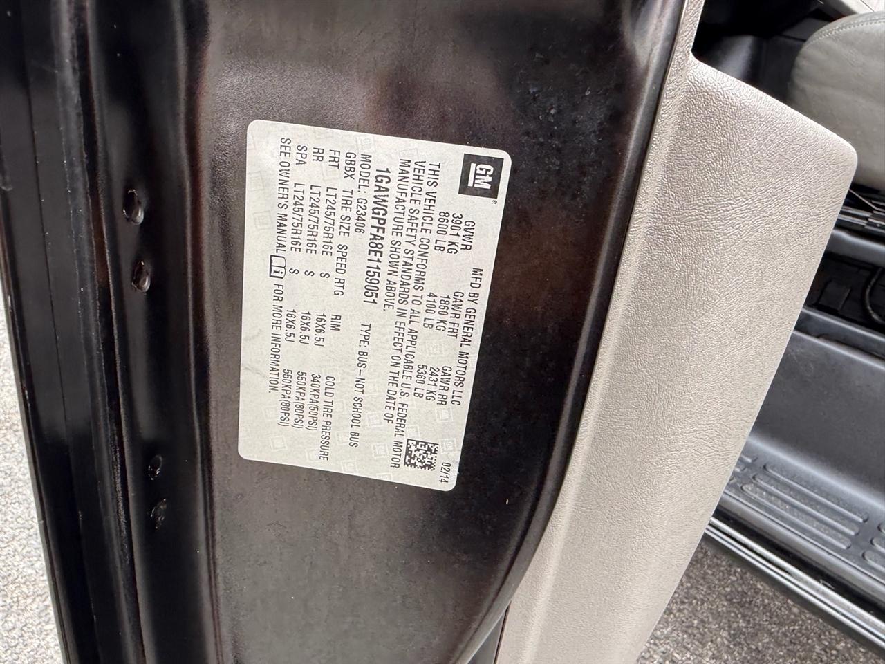 Chevrolet Express Passenger RWD 2500 135" LS 2014