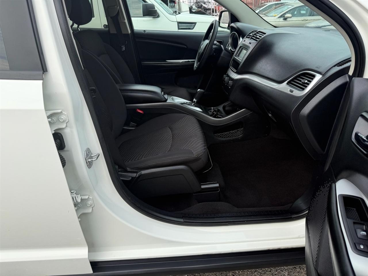 Dodge Journey AWD 4dr SXT 2014