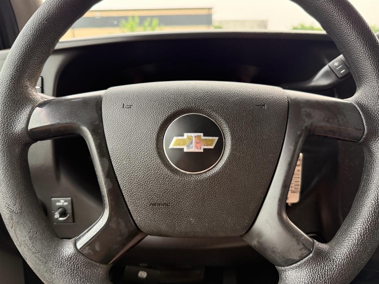 Chevrolet Express Passenger RWD 2500 135" LS 2014
