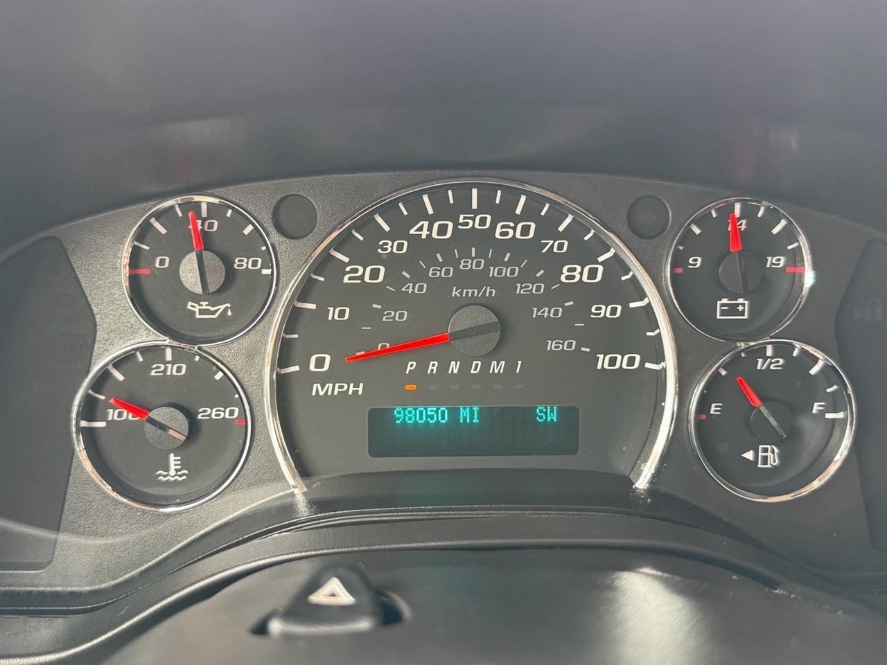 Chevrolet Express Passenger RWD 2500 135" LS 2014