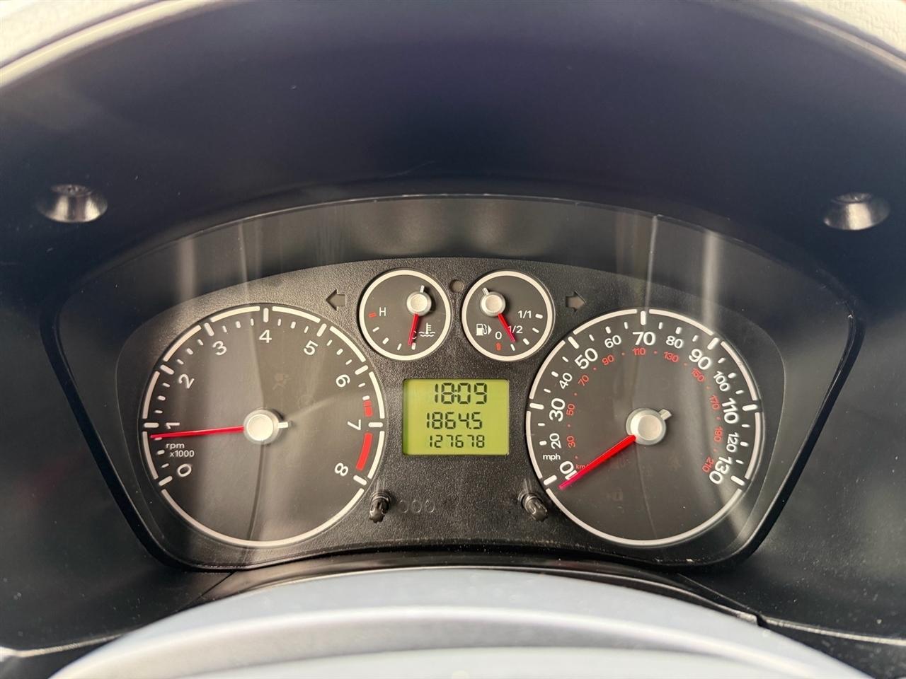 Ford Transit Connect 114.6" XL w/o side or rear door glass 2010