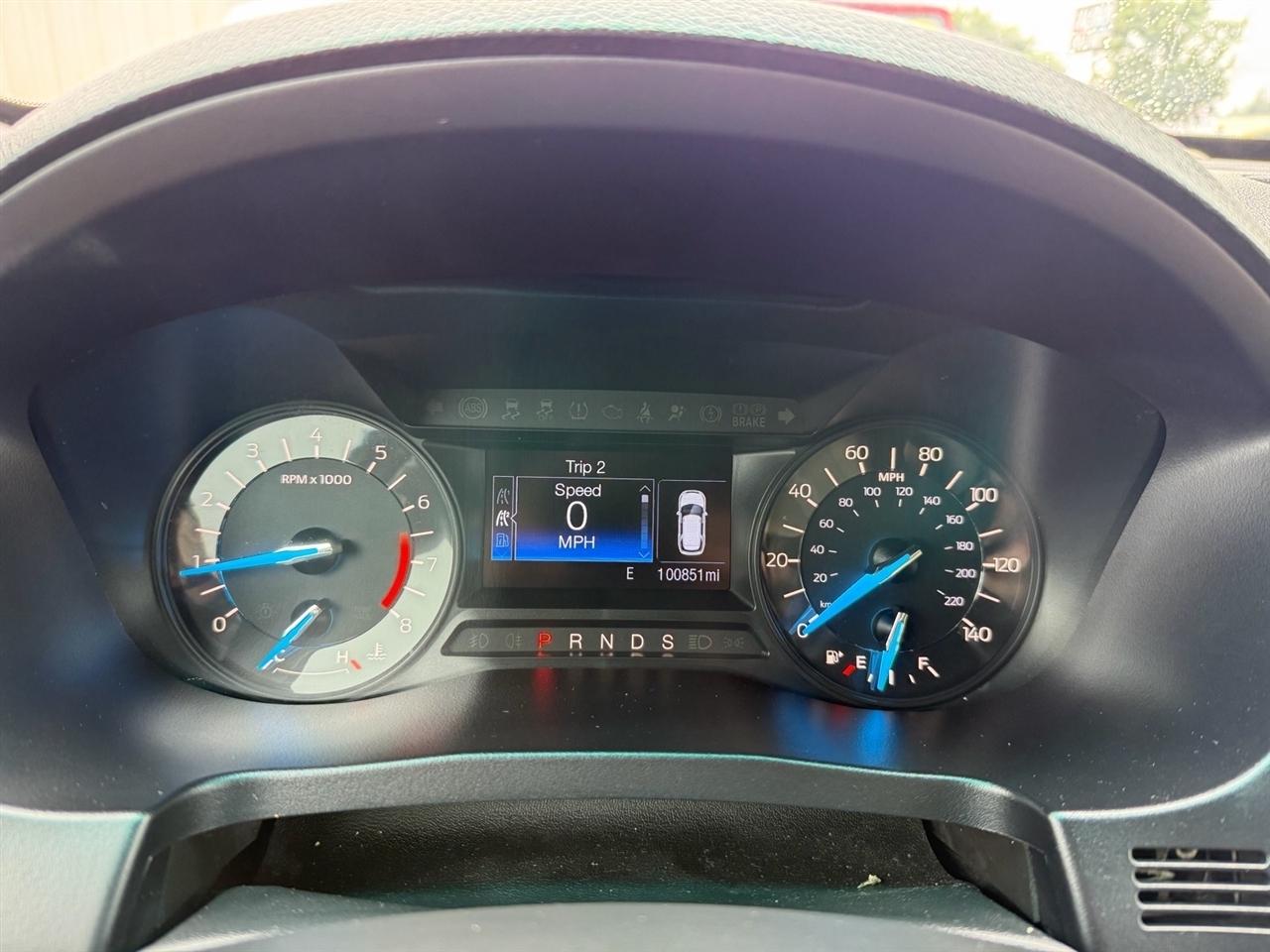 Ford Explorer Base 4WD 2017