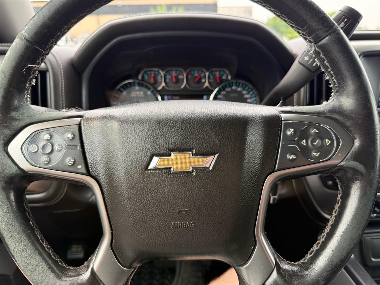 Chevrolet Silverado 1500 4WD Crew Cab 143.5" LTZ w/2LZ 2018