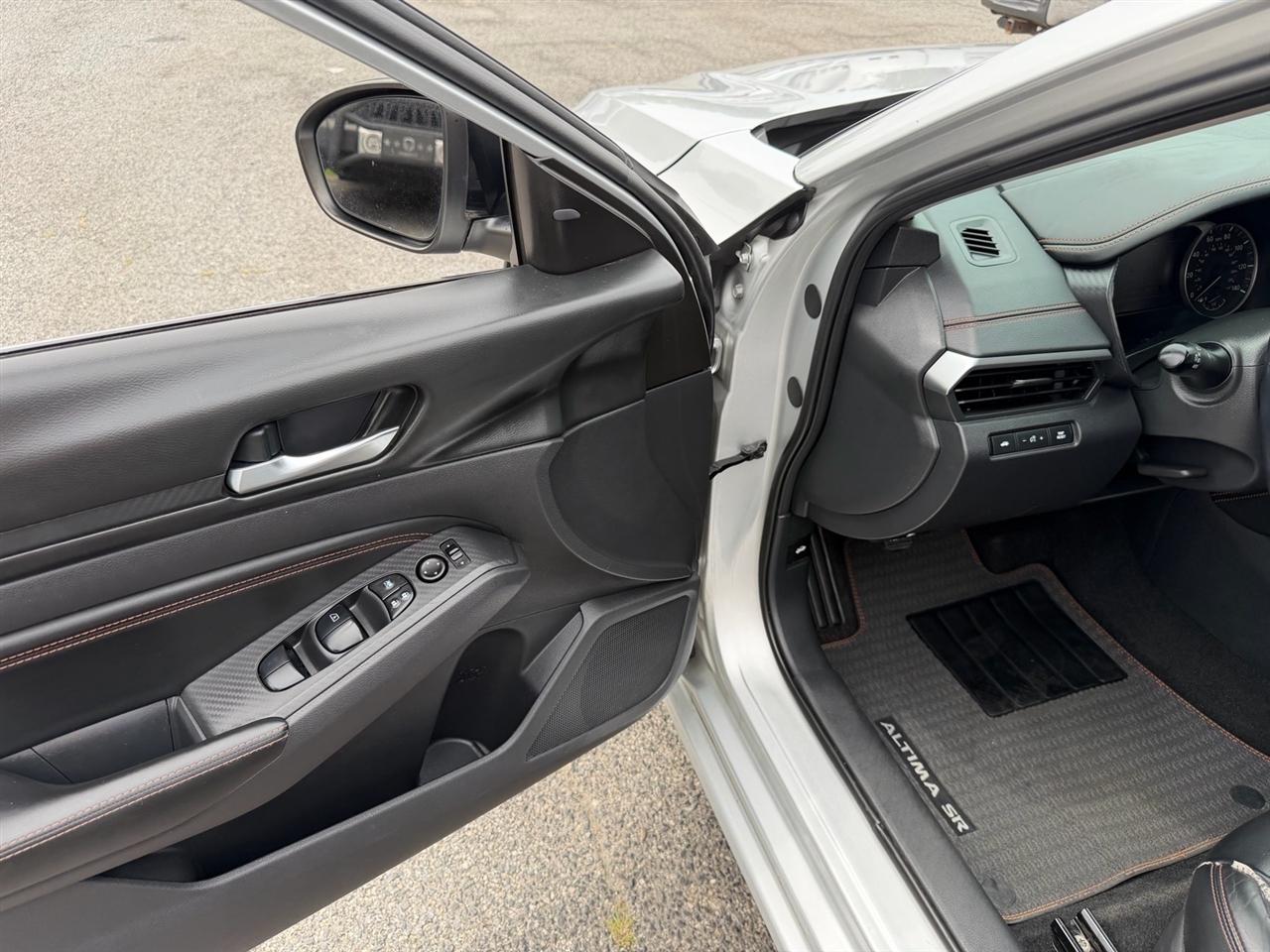 Nissan Altima 2.5 SR Sedan 2019