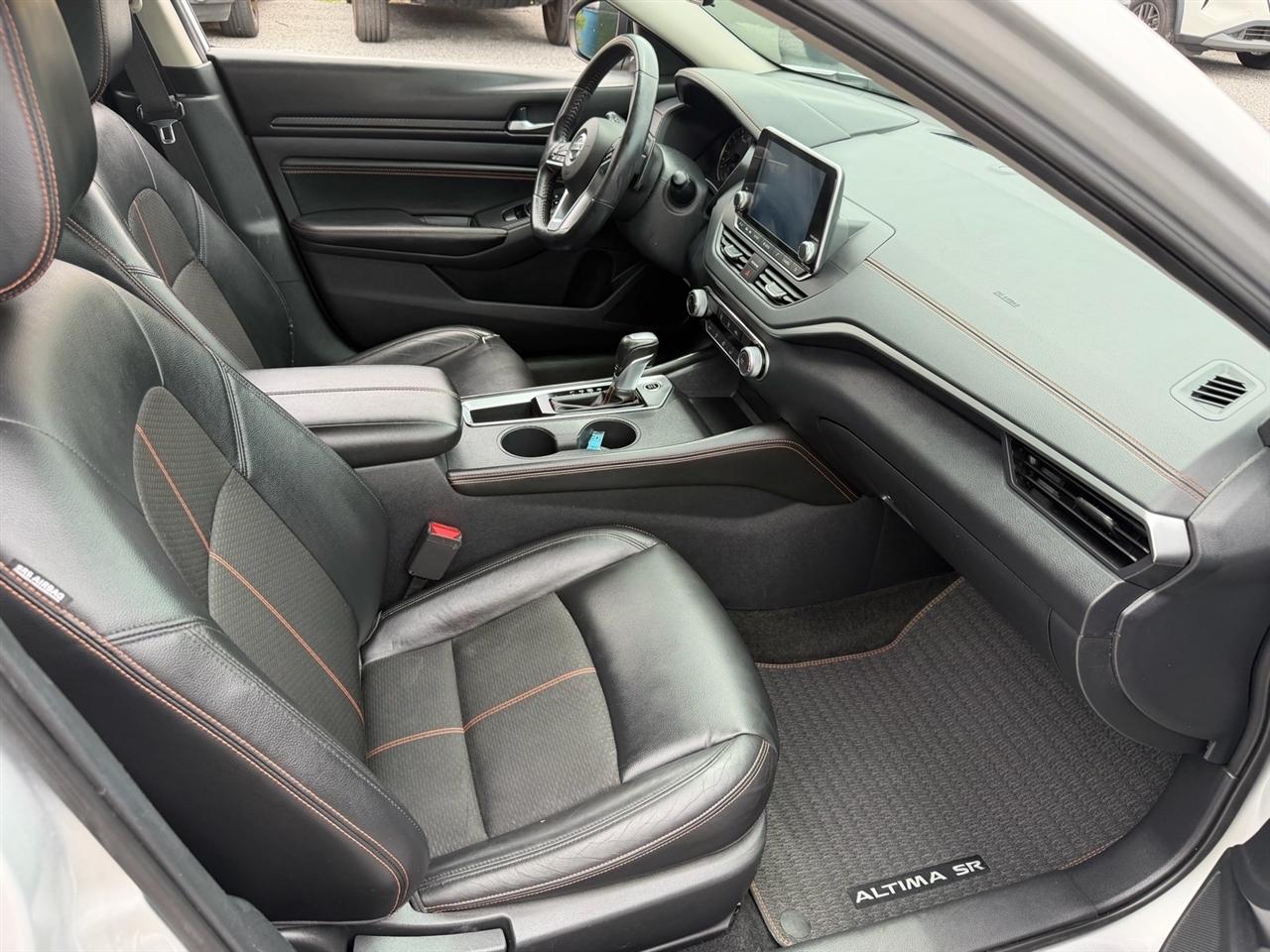 Nissan Altima 2.5 SR Sedan 2019
