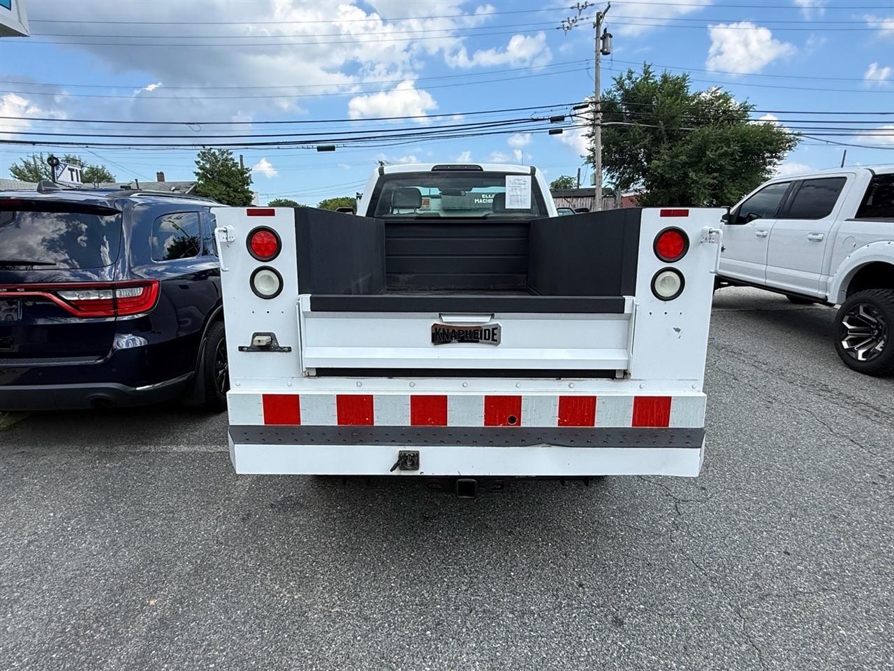 Ford Super Duty F-350 SRW XL 4WD Reg Cab 8' Box 2018