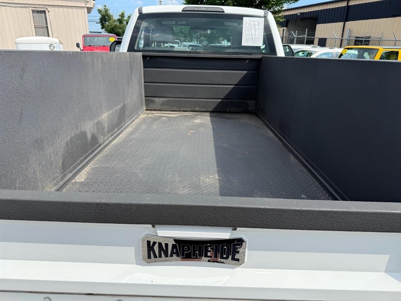 Ford Super Duty F-350 SRW XL 4WD Reg Cab 8' Box 2018