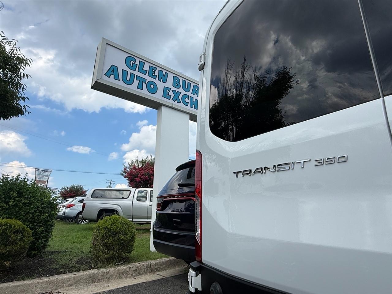 Ford Transit Passenger Wagon T-350 148" Med Roof XL Sliding RH Dr 2019