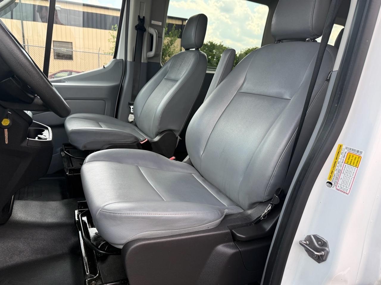 Ford Transit Passenger Wagon T-350 148" Med Roof XL Sliding RH Dr 2019