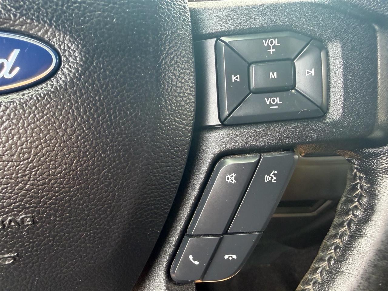 Ford F-150 Lariat 4WD SuperCrew 5.5' Box 2017
