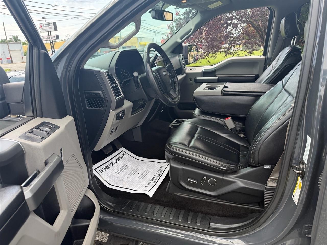 Ford F-150 Lariat 4WD SuperCrew 5.5' Box 2017