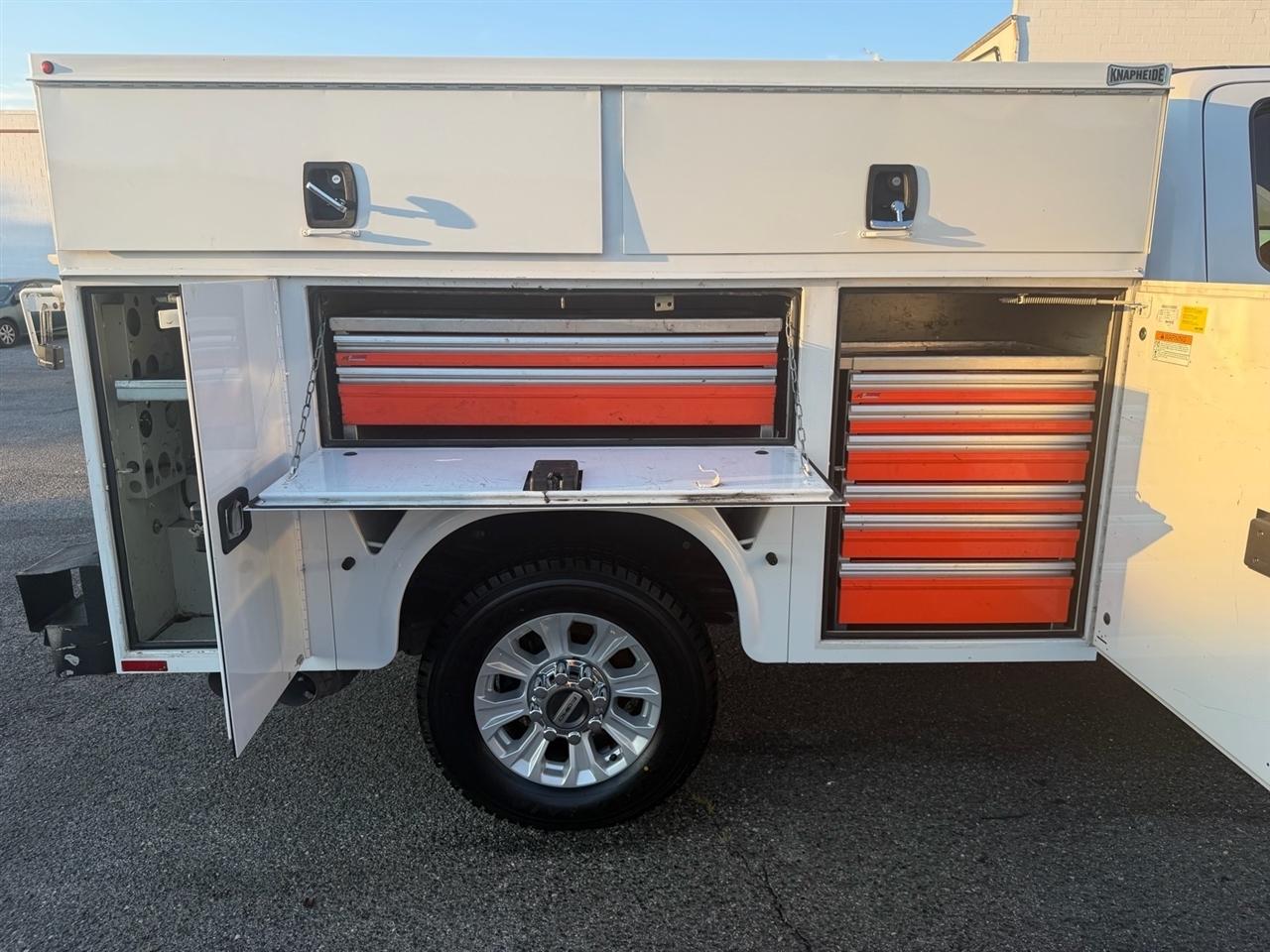 Ford Super Duty F-350 SRW Lariat 4WD SuperCab 8' Box 2021