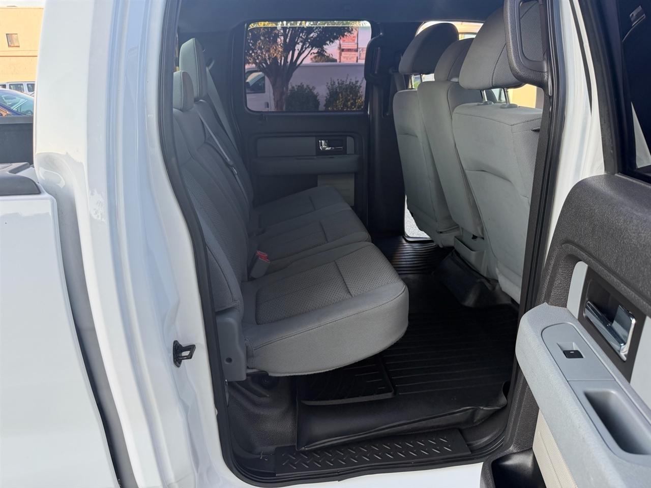 Ford F-150 4WD SuperCrew 157" XL w/HD Payload Pkg 2014
