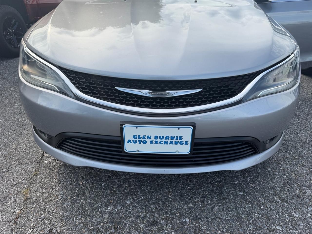 Chrysler 200 4dr Sdn LX FWD 2016