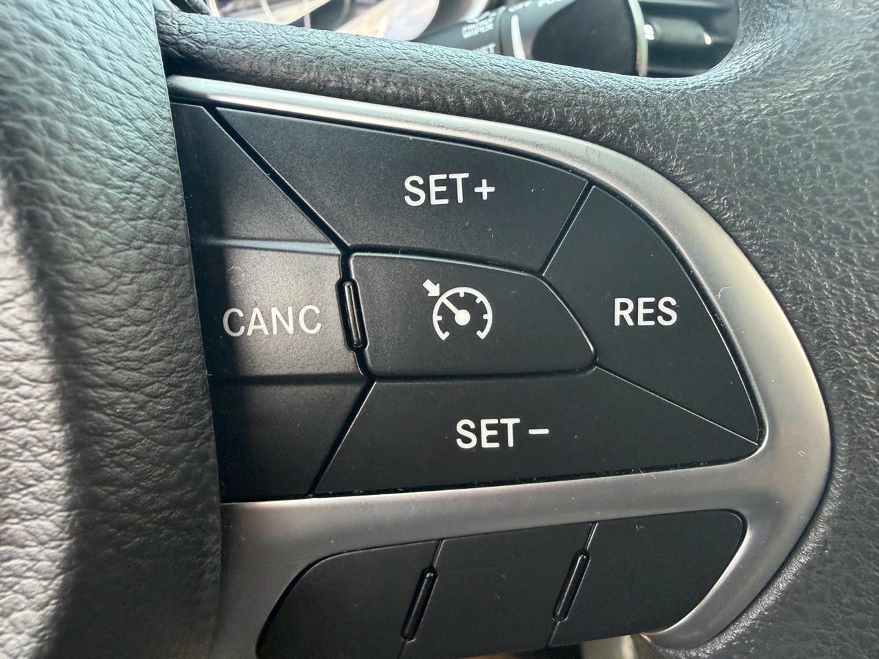 Chrysler 200 4dr Sdn LX FWD 2016