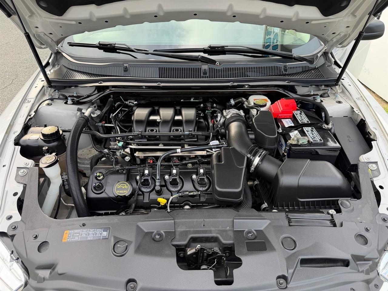 Ford Taurus SE FWD 2017