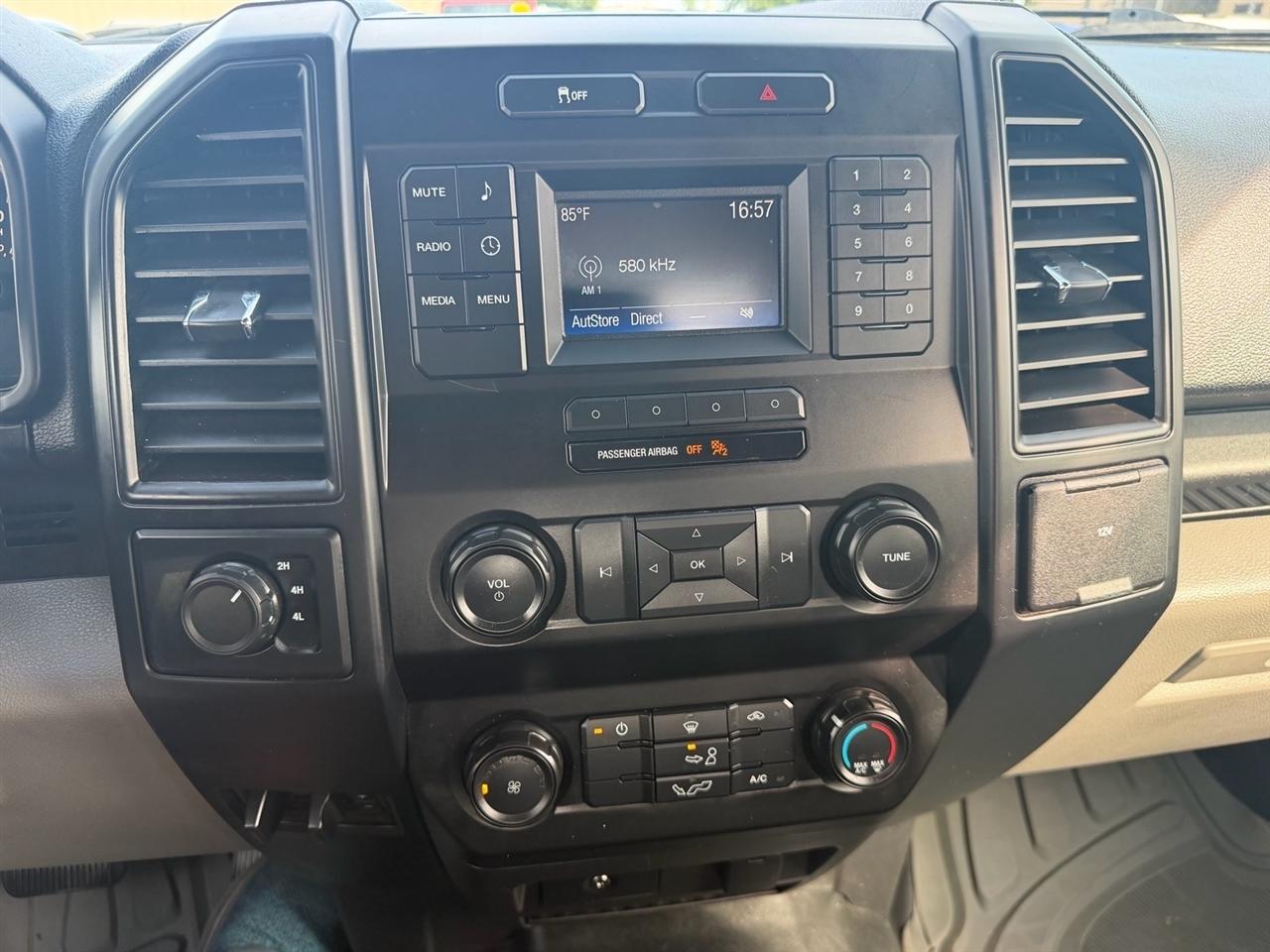 Ford F-150 XLT 4WD SuperCab 6.5' Box 2017