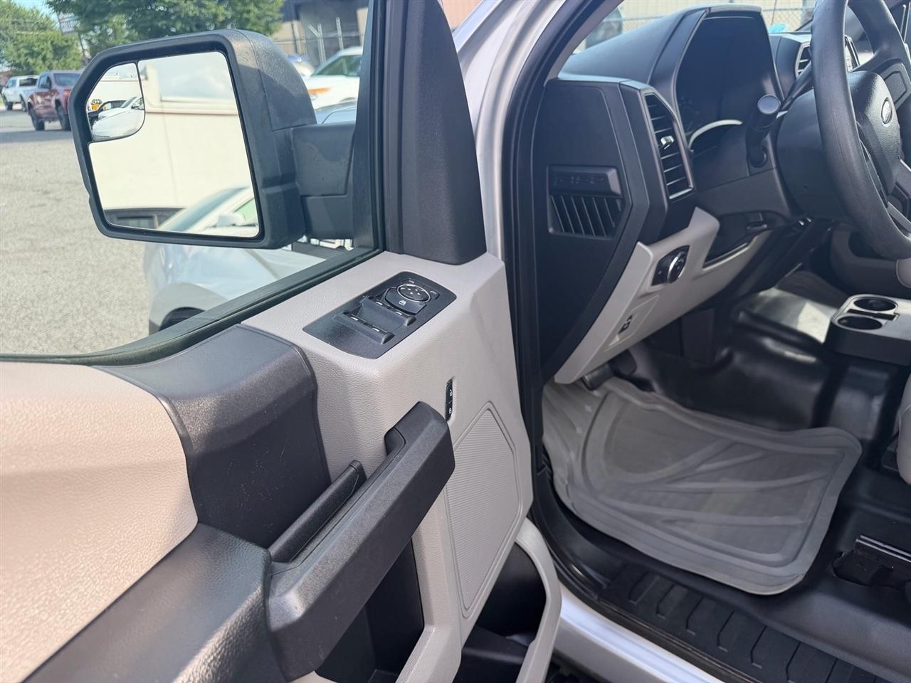 Ford F-150 XLT 4WD SuperCab 6.5' Box 2017