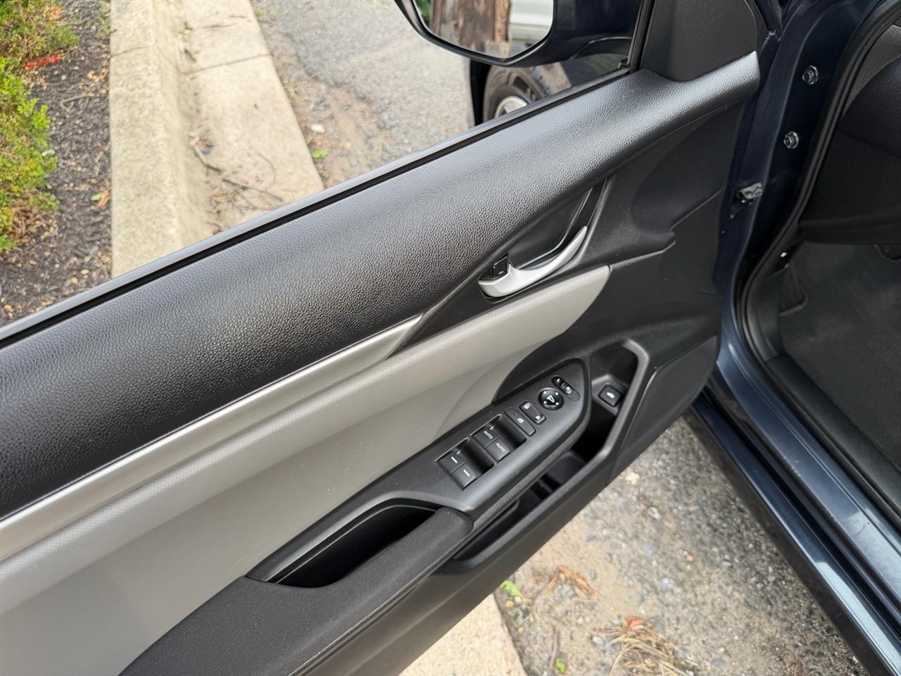 Honda Civic Sedan LX CVT 2021