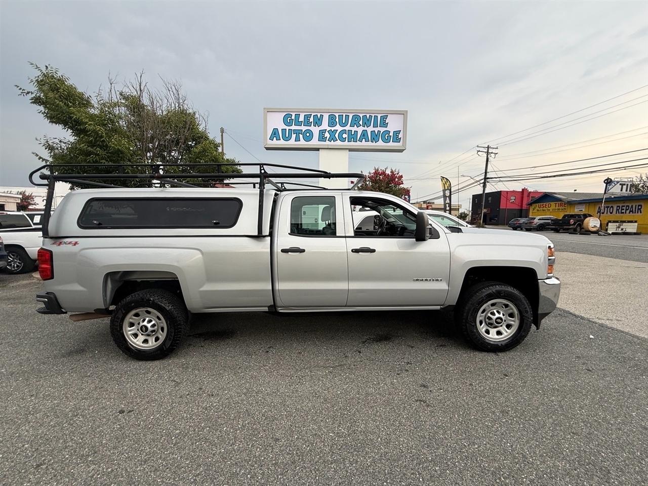 Chevrolet Silverado 3500HD 4WD Double Cab 158.1" Work Truck 2017