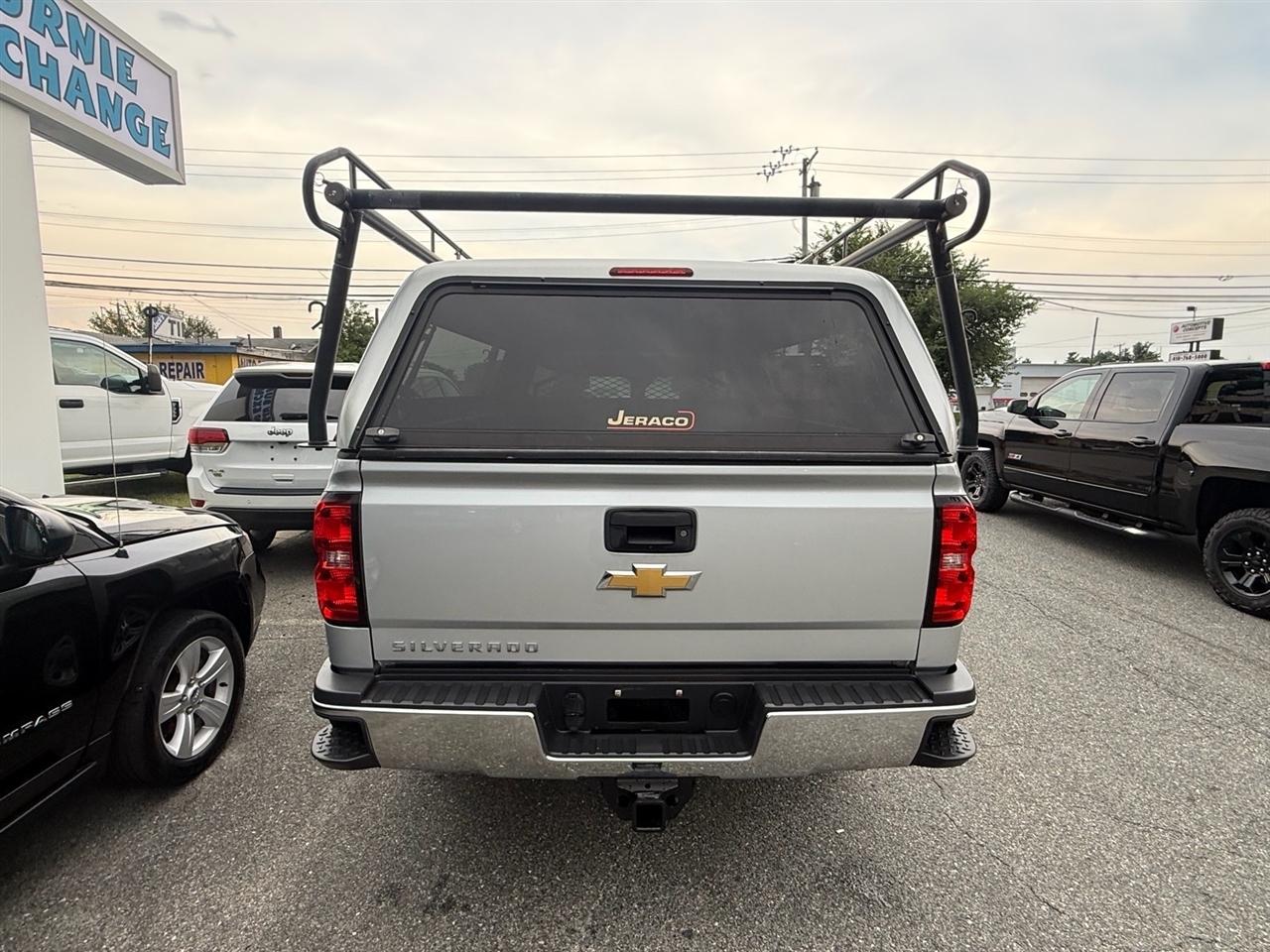 Chevrolet Silverado 3500HD 4WD Double Cab 158.1" Work Truck 2017