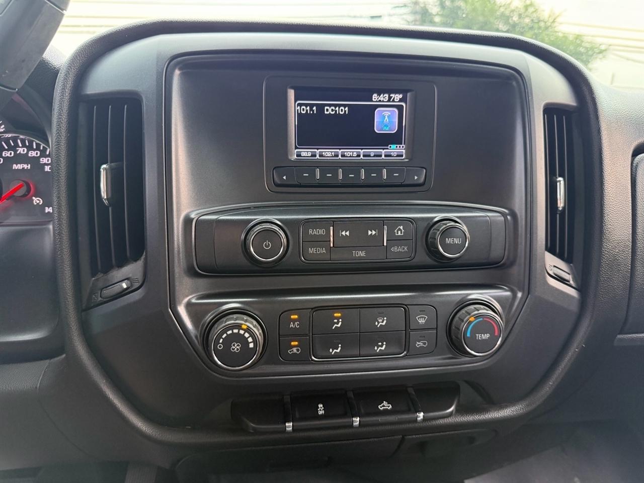 Chevrolet Silverado 3500HD 4WD Double Cab 158.1" Work Truck 2017