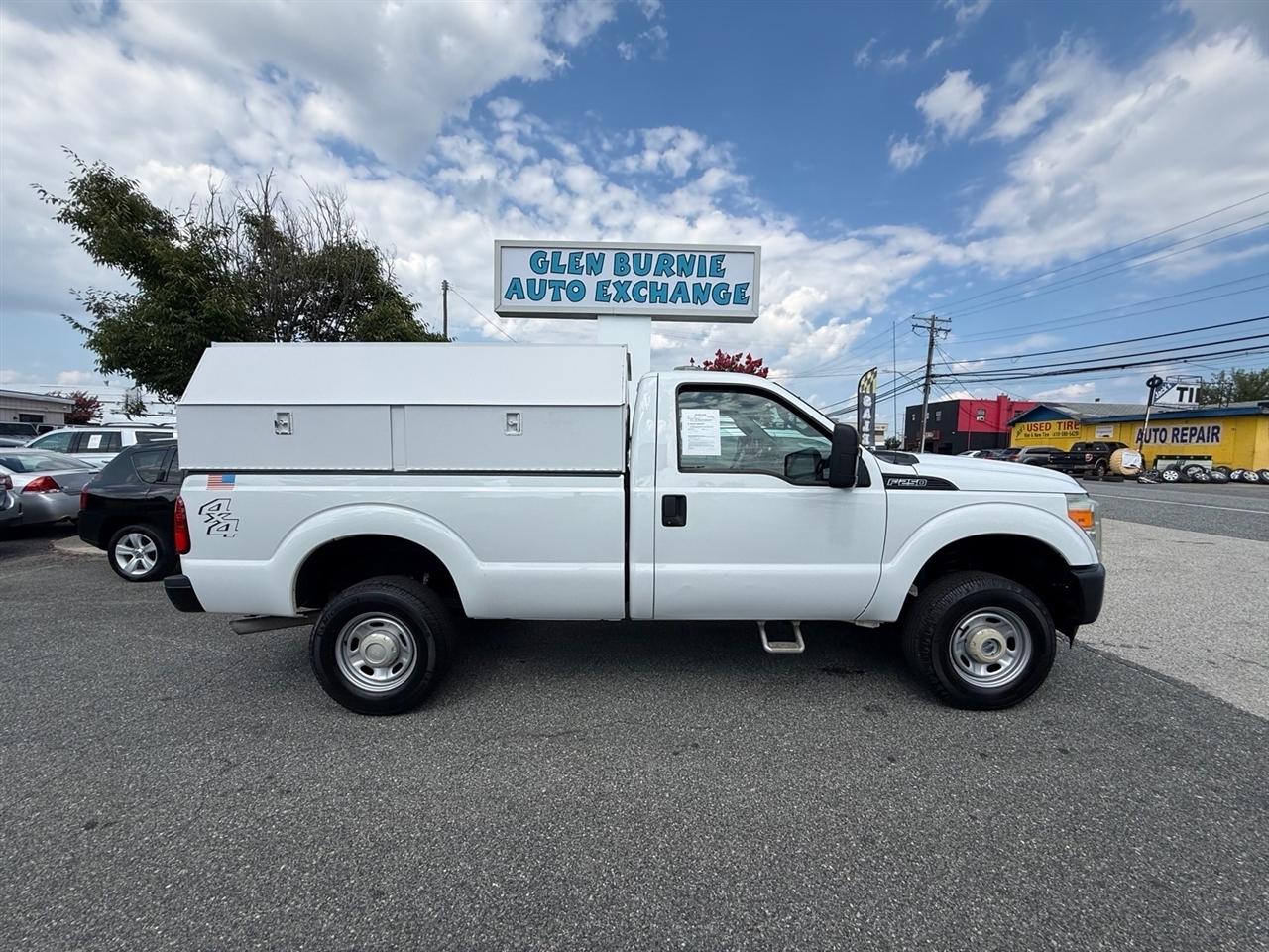 Ford Super Duty F-250 SRW 4WD Reg Cab 137" XLT 2015