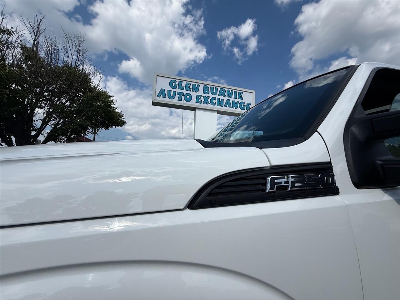 Ford Super Duty F-250 SRW 4WD Reg Cab 137" XLT 2015