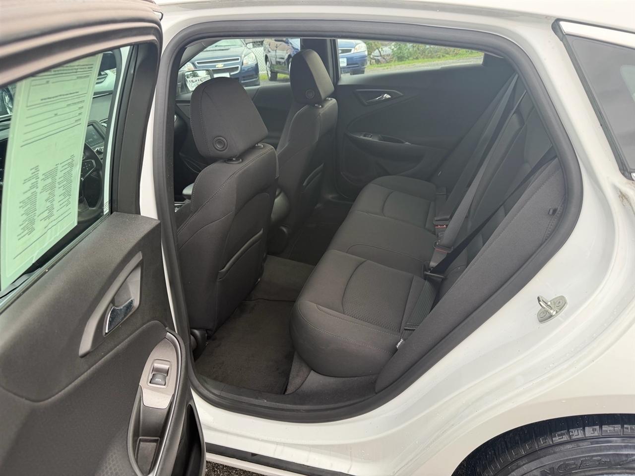Chevrolet Malibu 4dr Sdn LS w/1FL 2018
