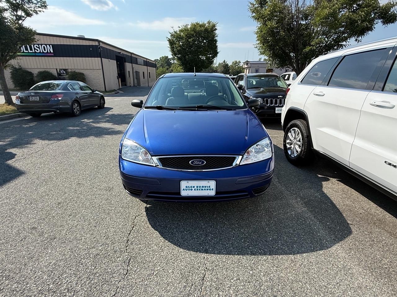 Ford Focus 4dr Sdn ZX4 SES 2006
