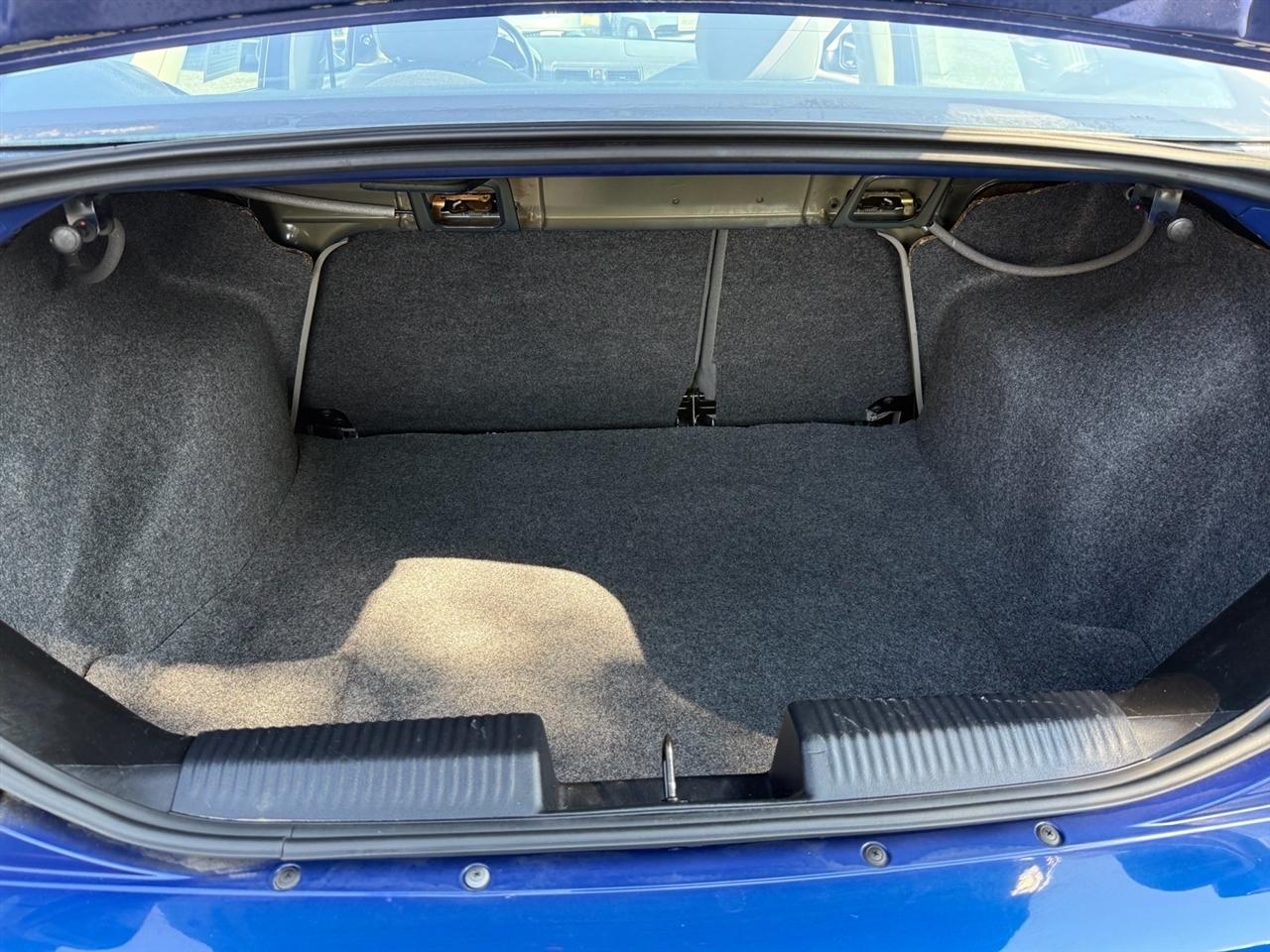 Ford Focus 4dr Sdn ZX4 SES 2006