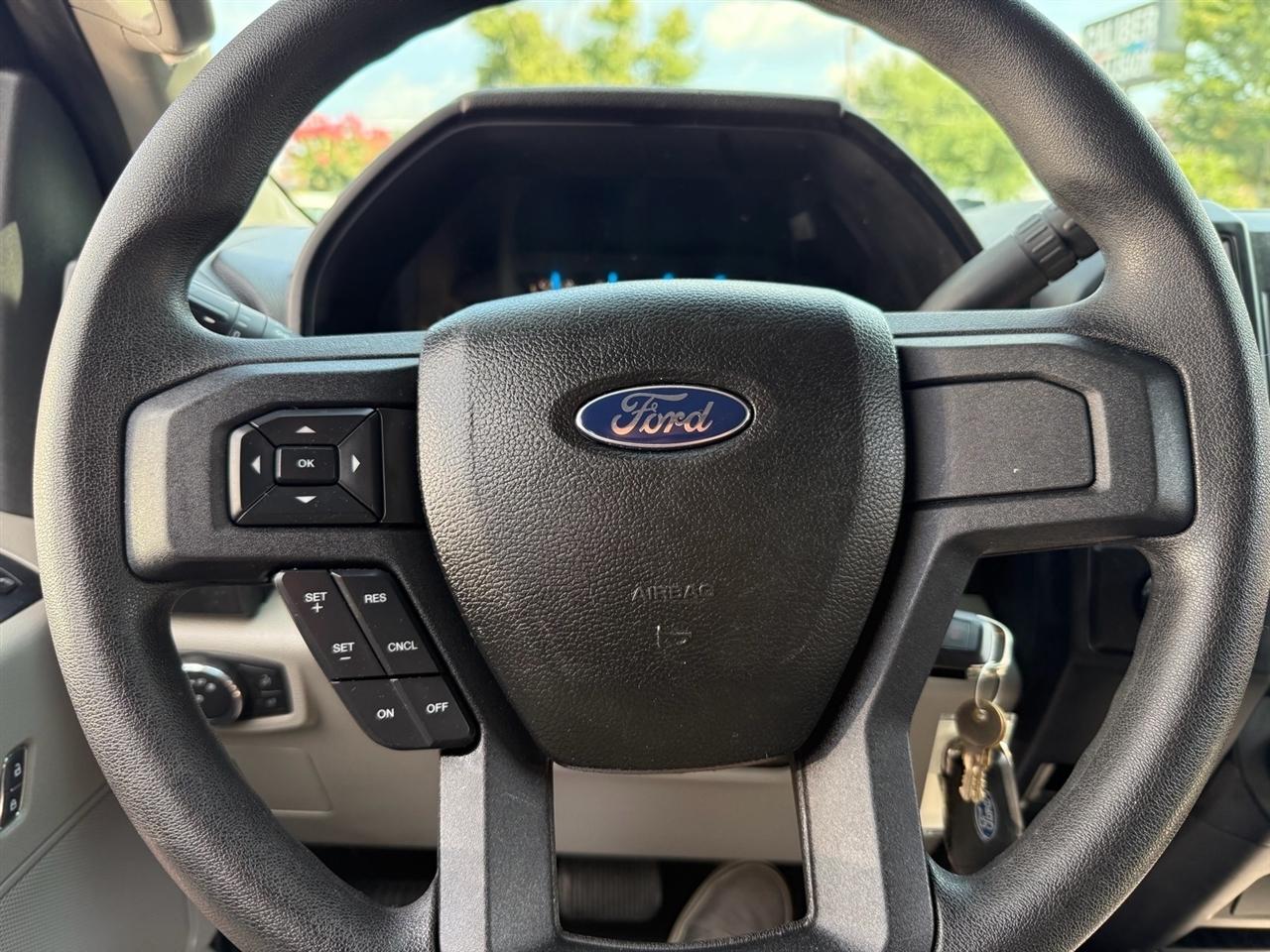 Ford F-150 4WD SuperCab 145" XLT 2015