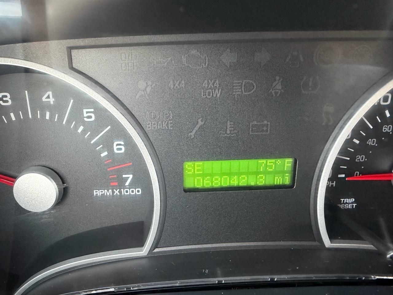 Ford Explorer 4dr 114" WB 4.0L XLS 4WD 2006