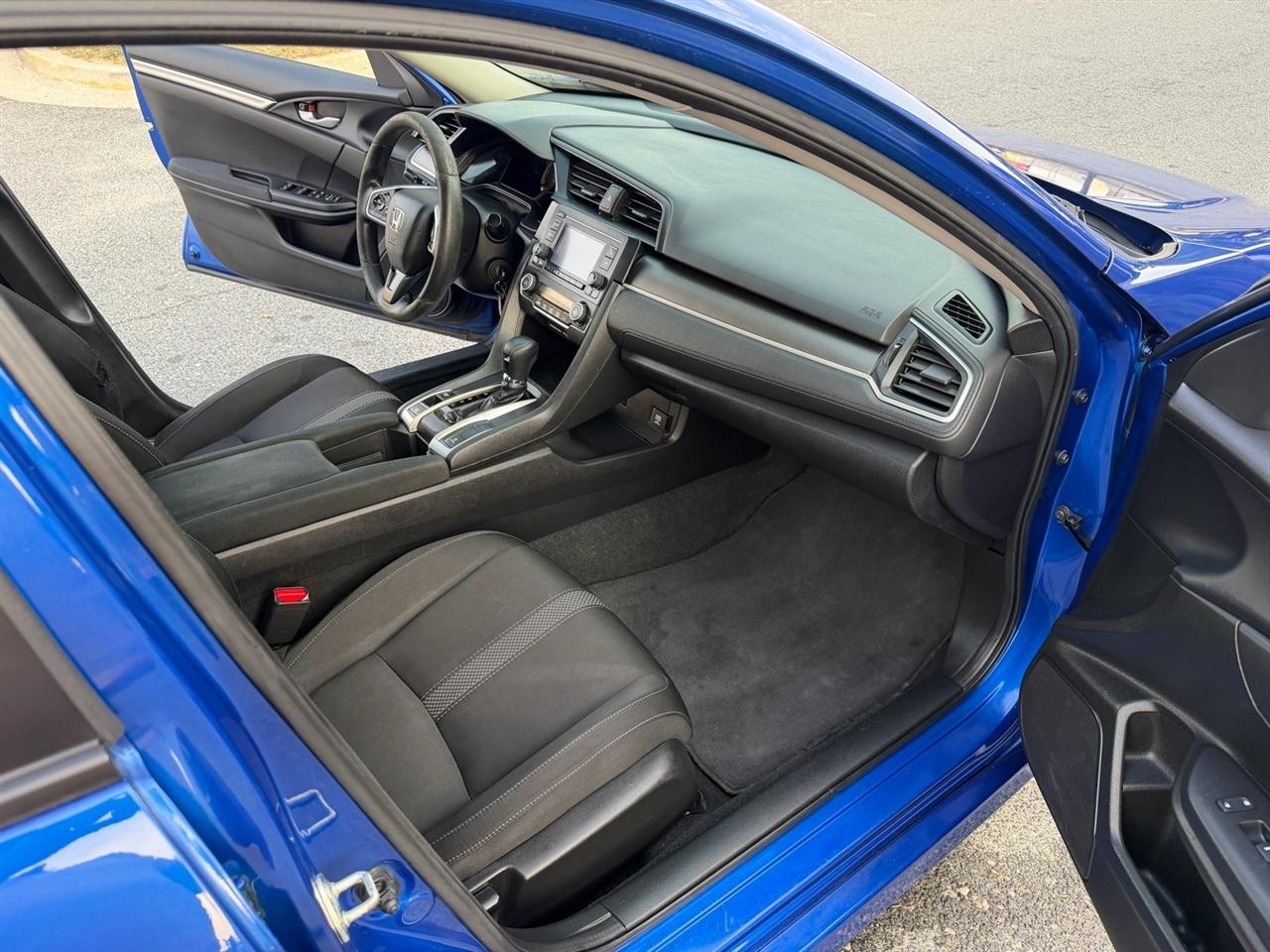 Honda Civic Sedan LX CVT 2021