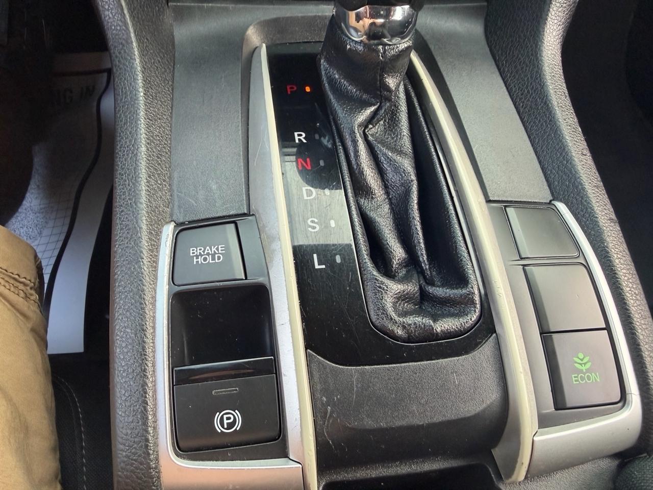 Honda Civic Sedan LX CVT 2021