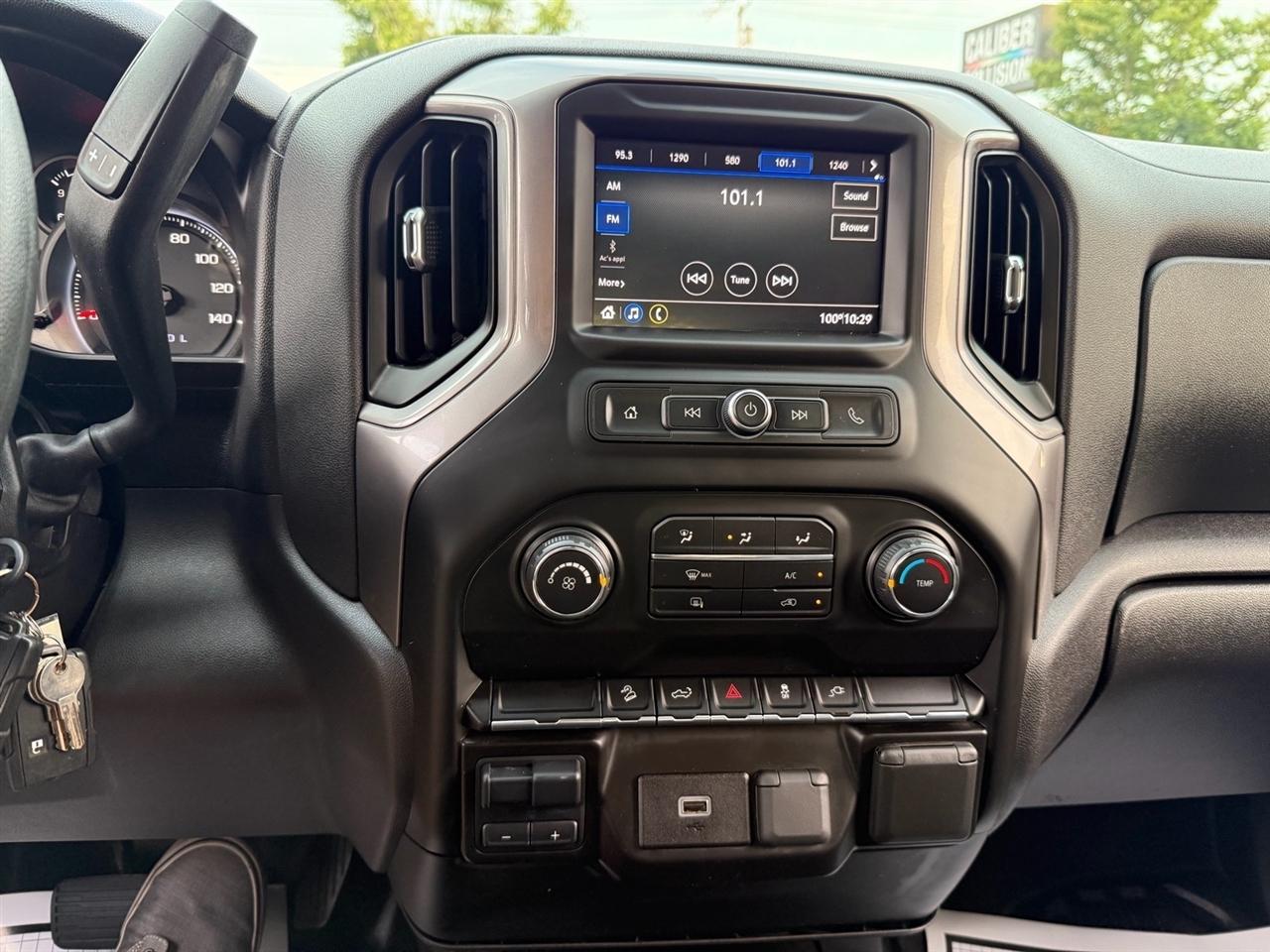 Chevrolet Silverado 1500 4WD Crew Cab 147" Work Truck 2020