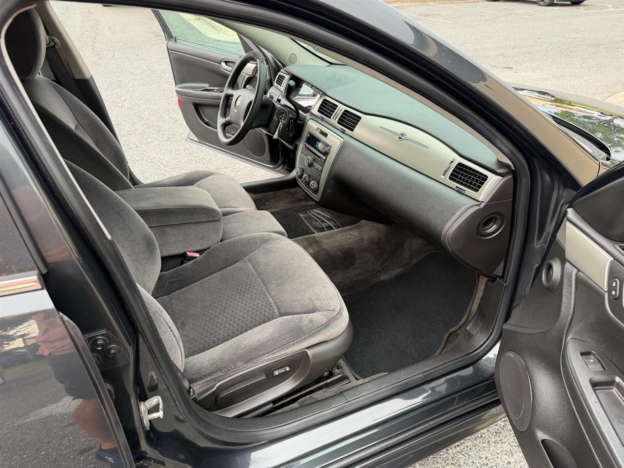 Chevrolet IMPALA LS  2012