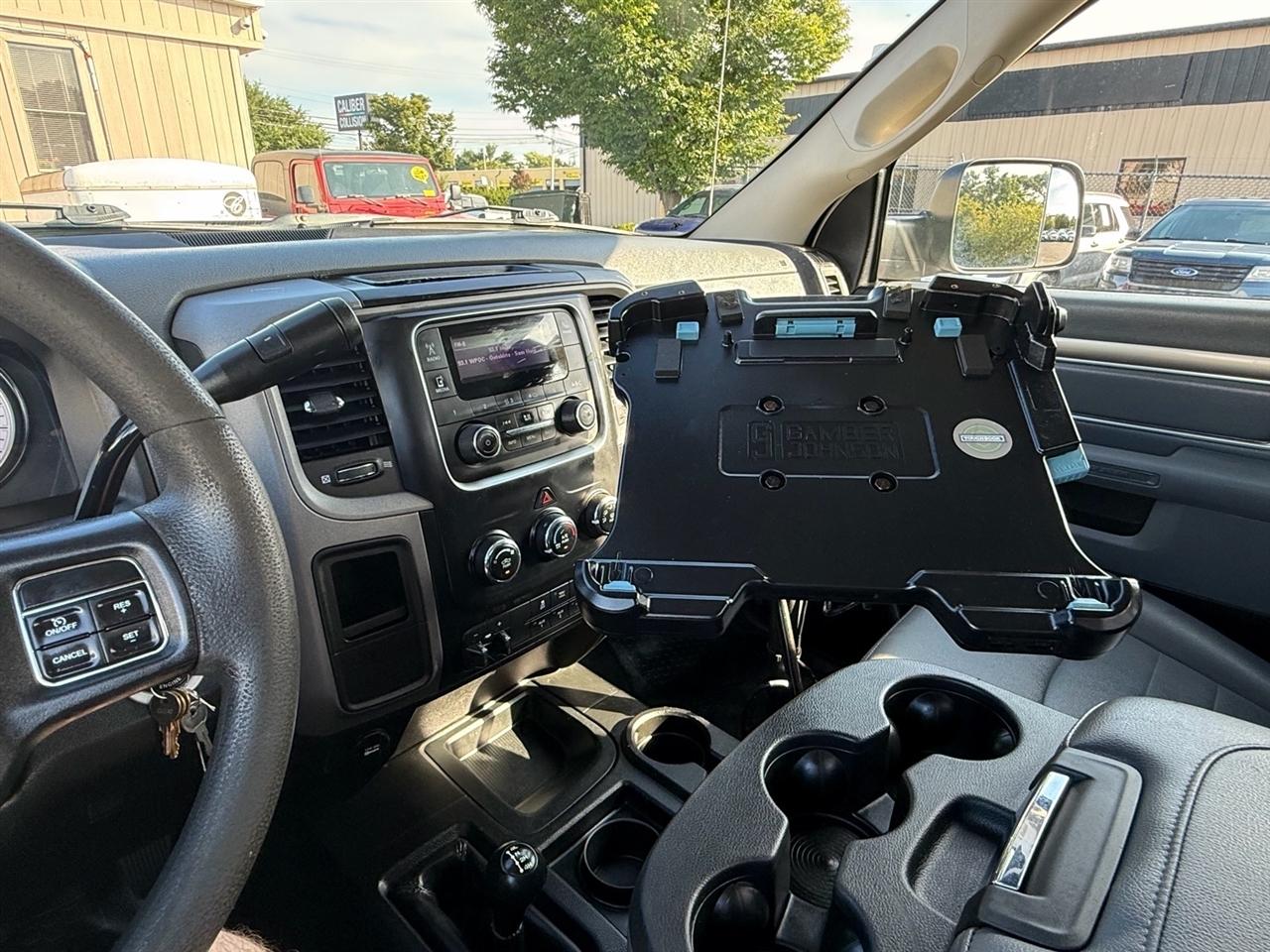 RAM 3500 Chassis Cab Tradesman 4WD Reg Cab 60" CA 143.5" WB 2018