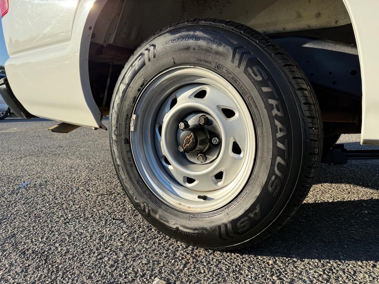 Chevrolet S-10 Reg Cab 108" WB 2003