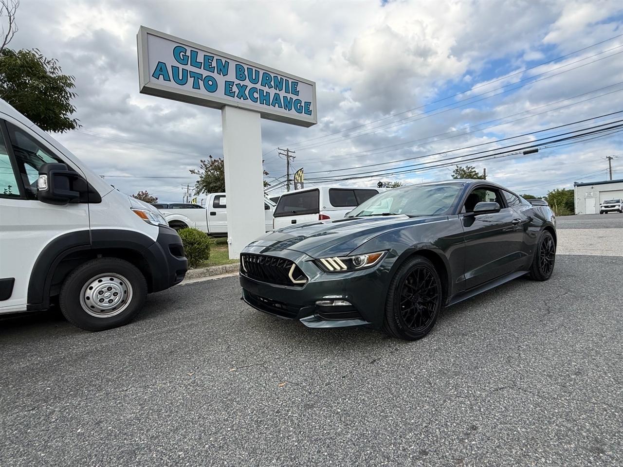 Ford Mustang 2dr Fastback V6 2015