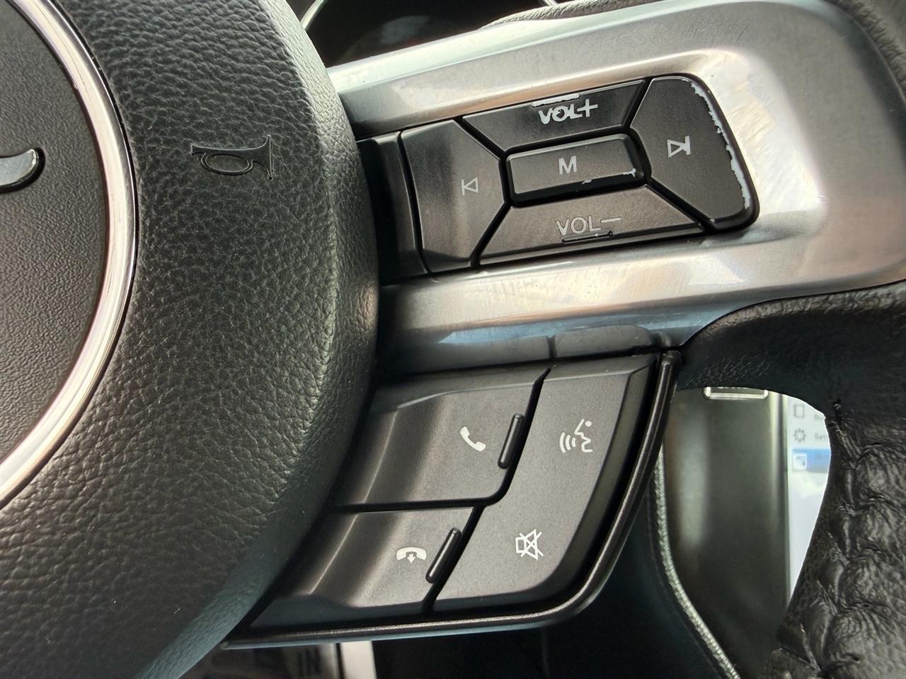 Ford Mustang 2dr Fastback V6 2015